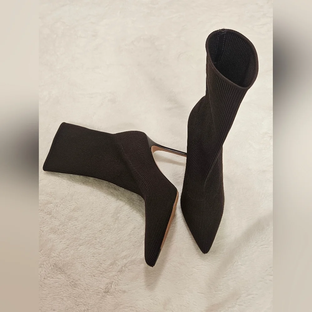 Veronica Beard Lisa Stretch-Knit Sock Boots Size 9.5 - Picture 5 of 9